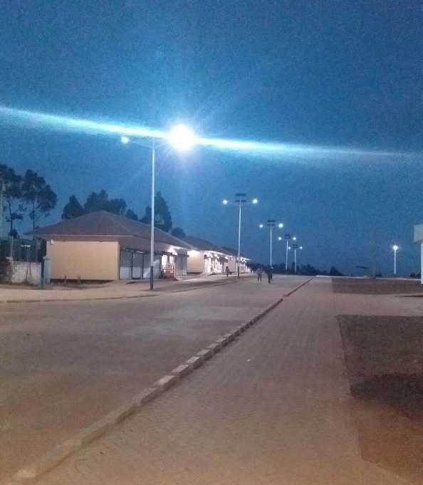 兴庆区非洲科特迪瓦太阳能路灯工程
